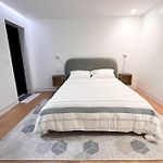 New Cozy Modern Minimalist Stay In Brooklyn At Rem-Casa