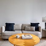 Midtown 2Br W Gym Wd Nr Times Square Nyc-1348