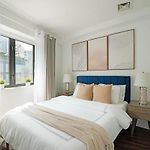 809-6A New 2Br Private Roof & City View
