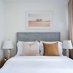 75-3B 3Br Luxury Duplex Brand New &D Elevator