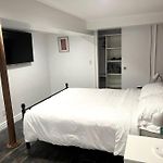 Modern & Cozy Basement Apartment Near Jfk Airport