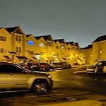 Waterfront Gem Duplex 3 Bedroom 2Floor In Whitestone Bronx Free Parking