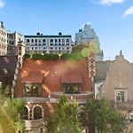 Riverside Tower Hotel