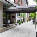 Midtown E 1Br Office Nook Doorman Gym Nyc-43