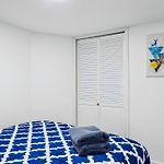 Private Designers Lower-Ground 2Bd Apartment