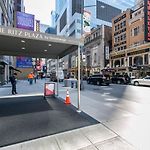 Midtown 1Br W Pool Gym Parking Nr Times Sq Nyc-378