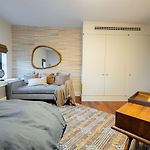 E10-3 3Br Designer Townhouse
