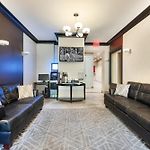 Aura Hotel Brooklyn