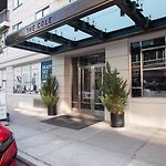 Ues 1Br W Gym Nr Museums Art Galleries Nyc-1179