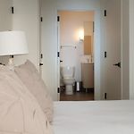 Landing Modern Apartment With Amazing Amenities