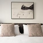 Landing Modern Apartment With Amazing Amenities