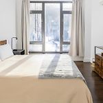 Large Upper East Side 1Bd Elevator Rooftop