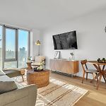 Prime Nyc Waterfront Gem