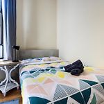 Spacious 4Bd Gem In Manhattan
