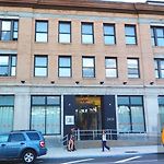 Q4 Hotel And Hostel