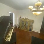 Historical Quiet Home In Queens