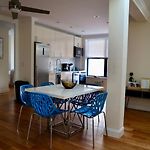 Modern Apartment In New York By Central Park