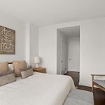 Stunning Views To Empire State With Amazing 2Bd
