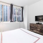 Lux Designer Nomad 1Br Doorman!