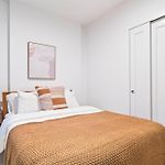 Astonishing 3Br 2Bath Apt