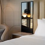 Courtyard By Marriott New York Manhattan / Soho