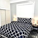 Lic, Next To Manhattan, 3 Bedroom Cozy Apt