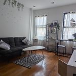 Chic One Bedroom Retreat In Downtown Manhattan