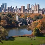 Suite With Private Kitchen And Bathroom In Times Square Central Park - Sleeps 4!