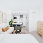 1597-4 Brand New Prime Ues W D Walk To C Park