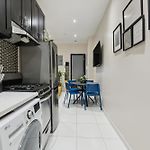 2 Bedroom Home In Manhattan Valley