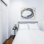 69-5C Festive Comfort Brand New 1Br Lower East Side Christmas Ready