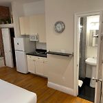 Nest 1 Bedroom Aparthotel Kitchenette