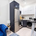 317 Ues Apartments