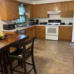 Lovely 3Bd 1Bath In Apt