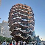 2Bd 1Bth Apartment, Best Midtown Location Near Nyc Icons!