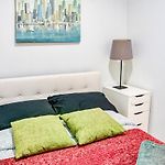 Homestyle - 3Bd - Unit In Central Manhattan