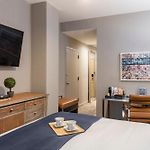 Artezen Hotel