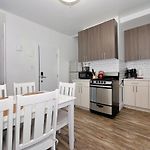 Lovely 3-Bedroom Apt In The Heart Of Brooklyn