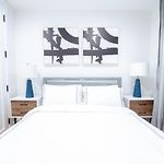 323-1 Spacious 2Br Williamsburg