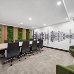 Lexington Plaza Hotel