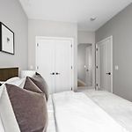 Top Notch 2Br 2Ba Suite Minutes To Central Park
