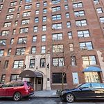 Ues 2Br Windoor Pool Doorman City Views Nyc-243