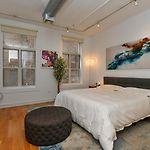 Cozy Studio In West Village