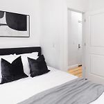 Stunning 3Bd In Manhattan