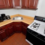 Midtown West Furnished 3 Bedroom Apartment