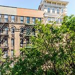 Blueground West Village Washer Nr Stonewall Inn Nyc-1826