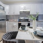 Stylish 3Bd Near Empire