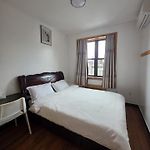 Best Cozy Room In Brooklyn With Amazing Food