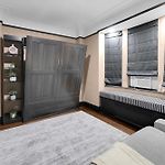 Stylish 1Br Apartment In The Heart Of The City With Gym