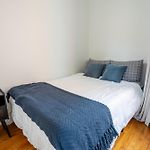 Chic 2Bd Upper East Side Retreat